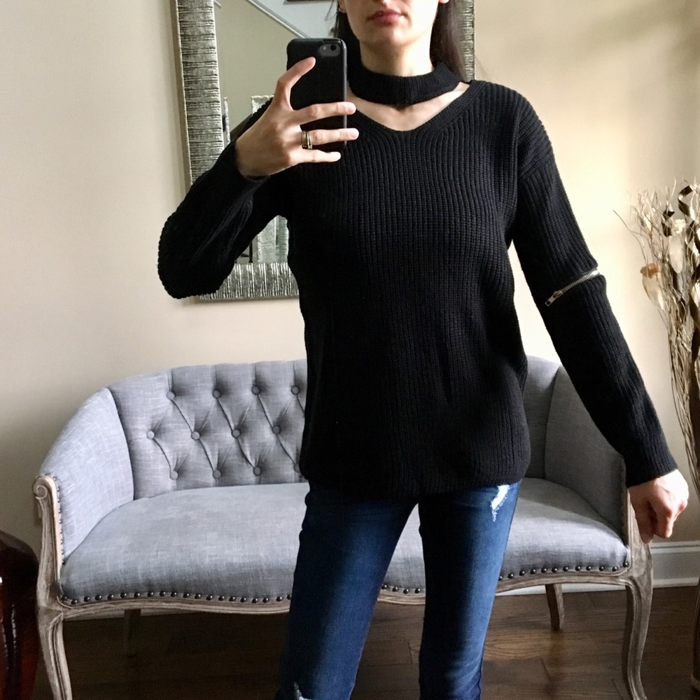 ✨NWT✨LAST✨Sweater With Elbow Zipper - Picture 2 of 8